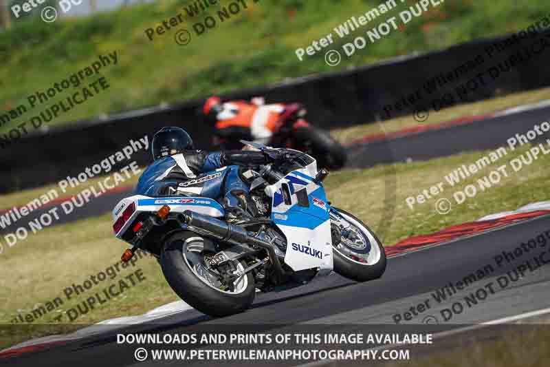 enduro digital images;event digital images;eventdigitalimages;no limits trackdays;peter wileman photography;racing digital images;snetterton;snetterton no limits trackday;snetterton photographs;snetterton trackday photographs;trackday digital images;trackday photos